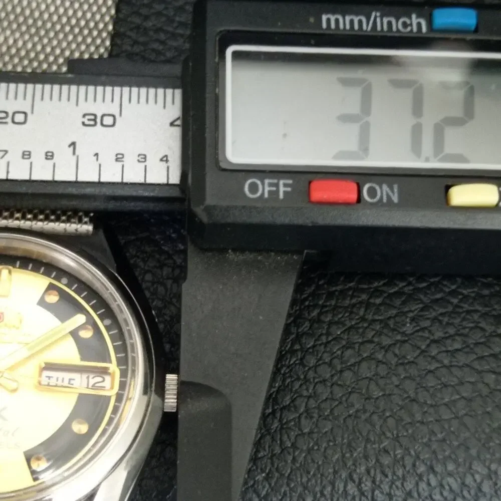 Vintage 1970 Orient Automatic Mens Silver Watch W/daydate & Gold accents